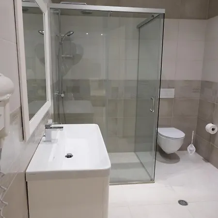 Hotel Inheritor Shëngjin